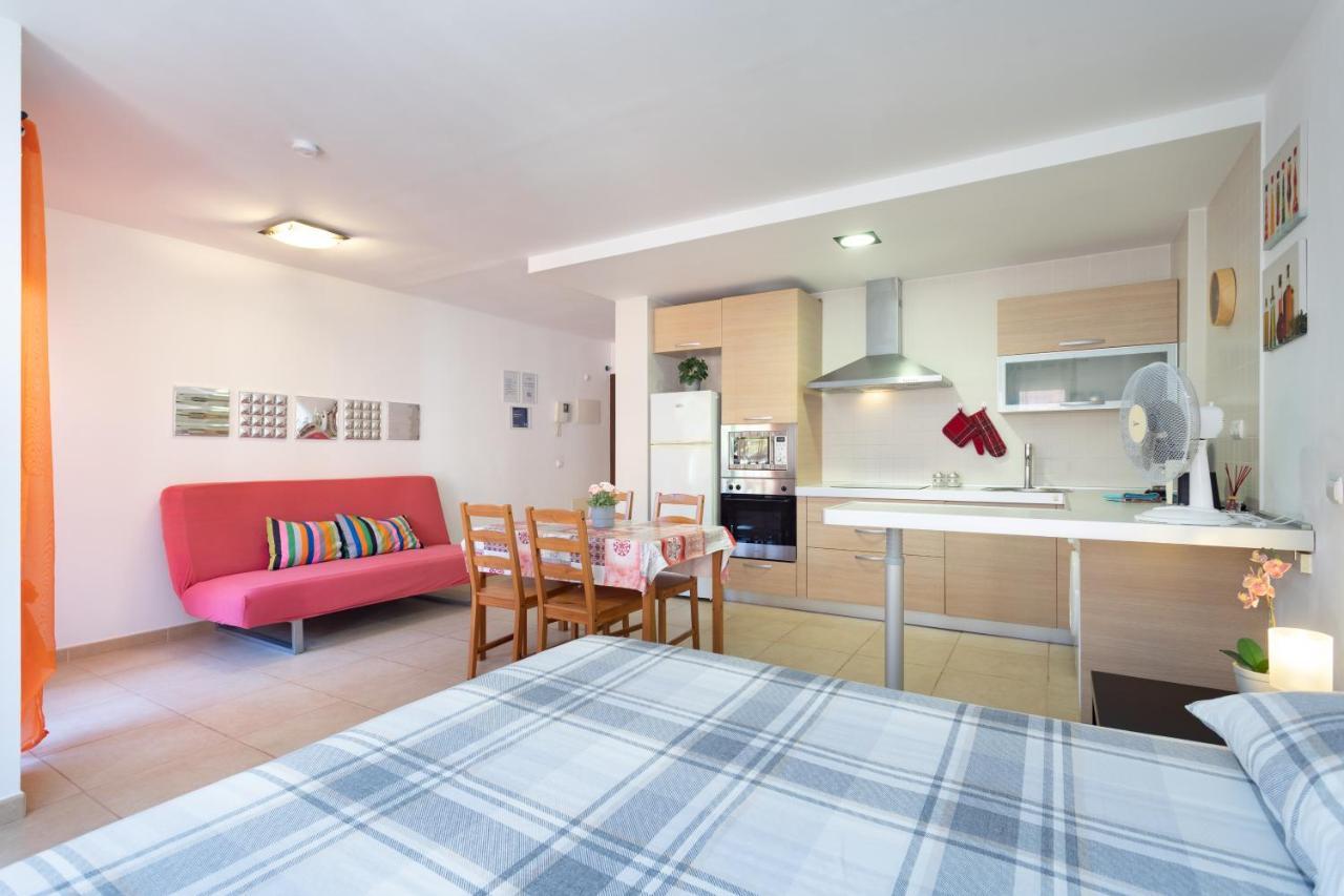 Palm Mar Studio Apartment エクステリア 写真